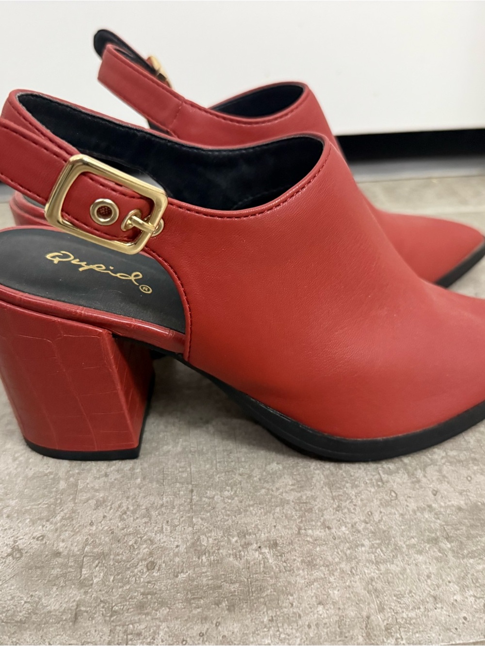 Qupid Red Pointed Slingback Mules with Buckle - Picture 2 of 5